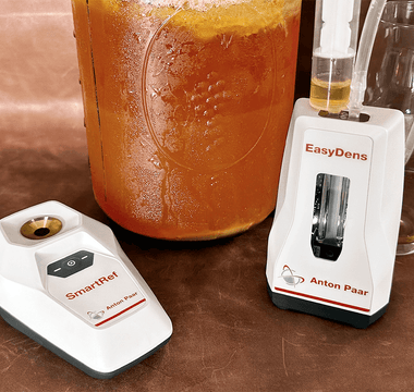 Determine the alcohol content of Kombucha with the EasyDens & SmartRef Combo