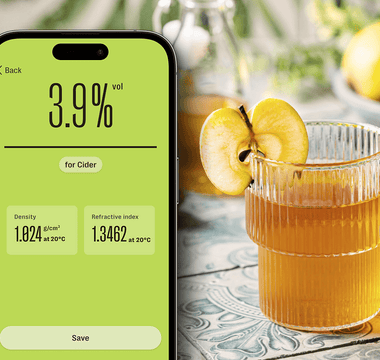 Determine the alcohol content of cider with the EasyDens and SmartRef Combo